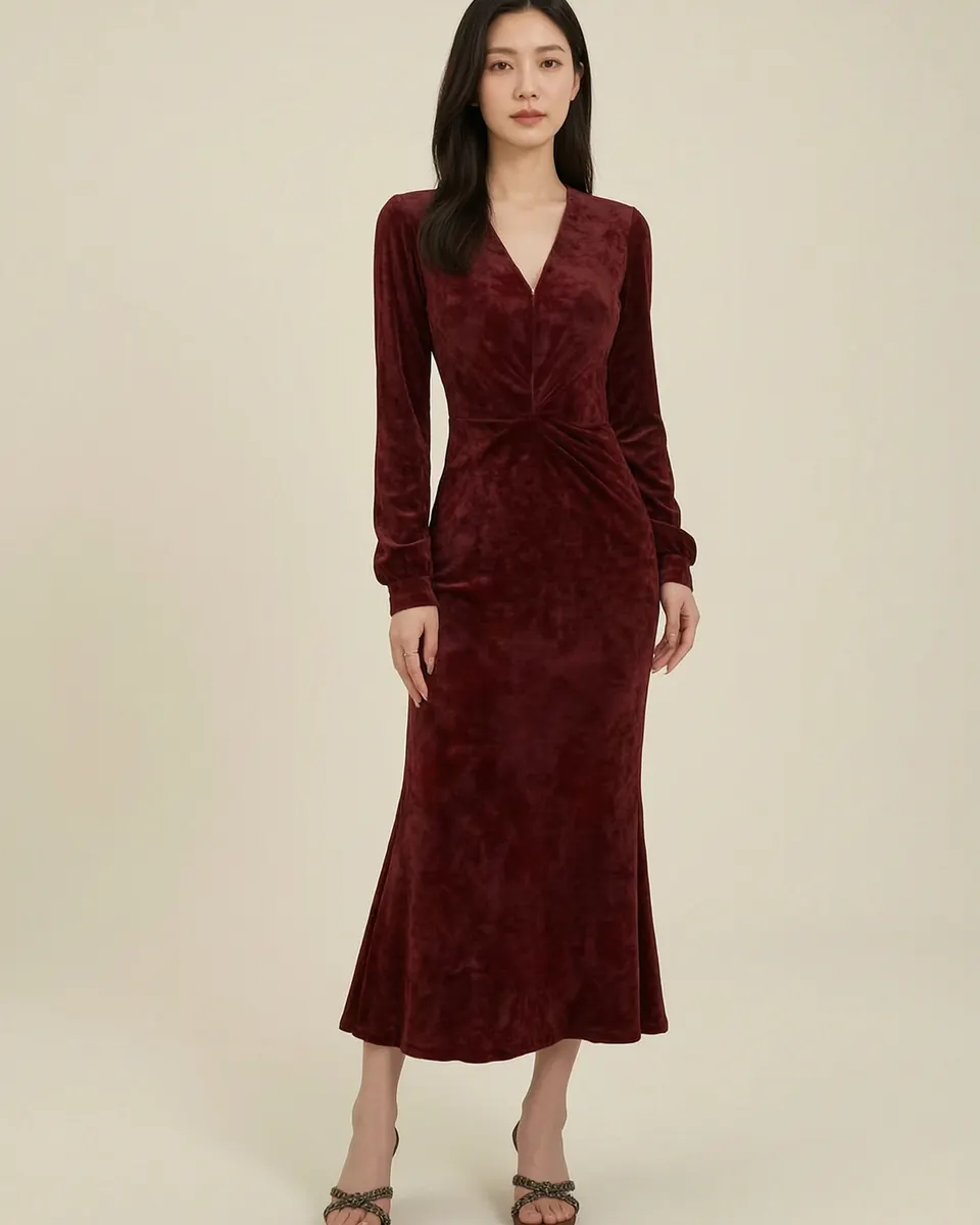 V-neck Long-sleeve Figure-flattering Fishtail Dress For Women